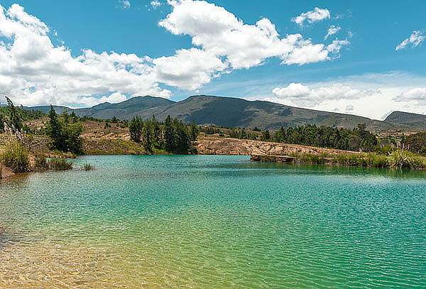 Tour Villa de Leyva + Ráquira + Chiquinquirá + Casa Al revés