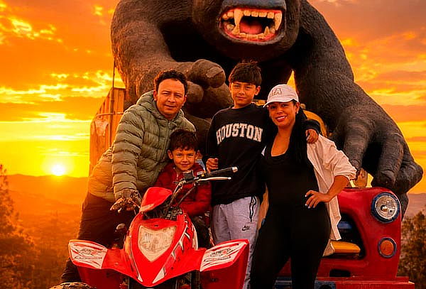 Actividad Extrema en Cuatrimotos + Visita Pozos Azules  