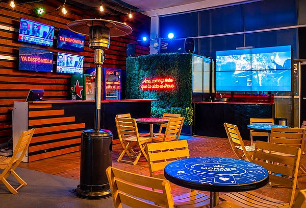 Paga $24.990 y Juega $50.000 + 2 Cervezas Poker 