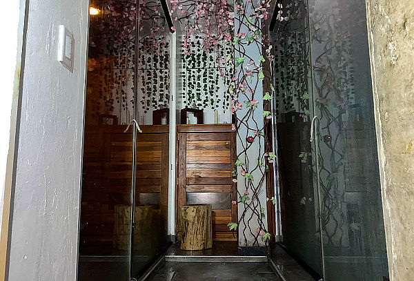 Spa Romántico Celebración en Pareja + Jacuzzi 