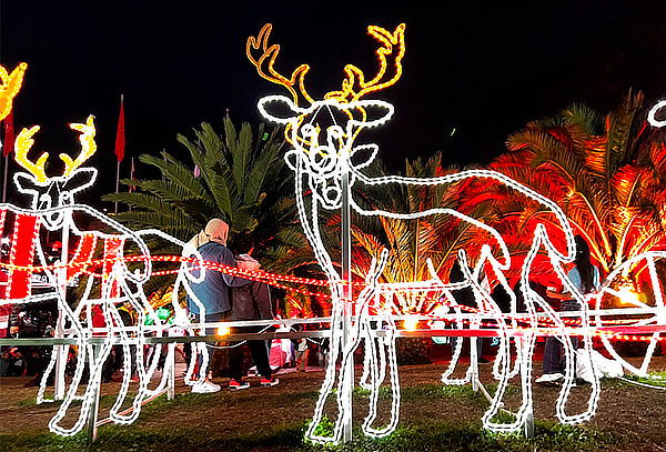 Espíritu Navideño Luces y Juegos Pirotécnicos Villa de Leyva
