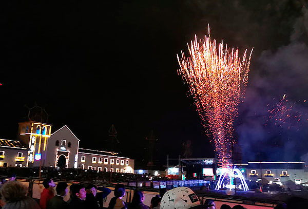 Espíritu Navideño Luces y Juegos Pirotécnicos Villa de Leyva