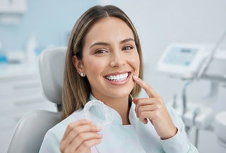 Retiro de Ortodoncia + Limpieza Dental + Retenedor y más...