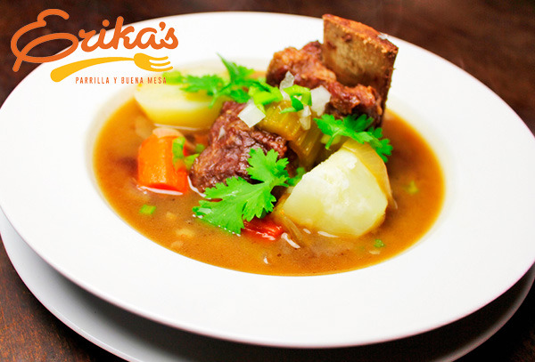 2 Platos de Caldo de Costilla 
