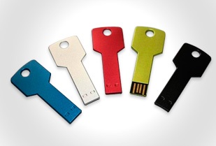USB 4 u 8Gb en Forma de Llave