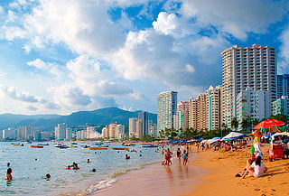 Acapulco Express con desayuno ¡Fecha 2024 a elegir!