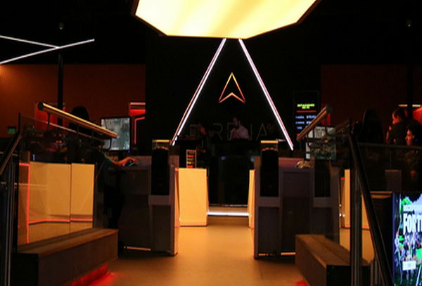 ¿Sin Plan? 1hr de Gaming en Arena Movistar ¡15 suc! 