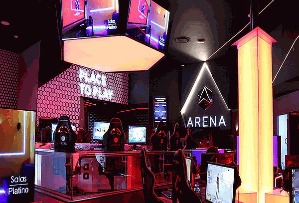 ¿Sin Plan? 1hr de Gaming en Arena Movistar ¡15 suc! 