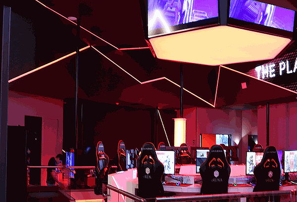¿Sin Plan? 1hr de Gaming en Arena Movistar ¡15 suc! 