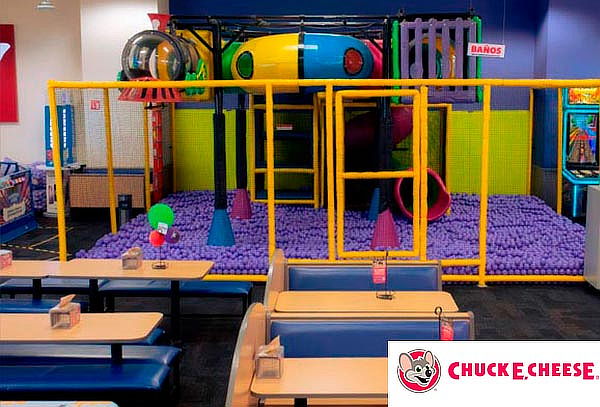 COMBO Pizza MED + 2 Refrescos + 60 juegos en Chuck E. Cheese