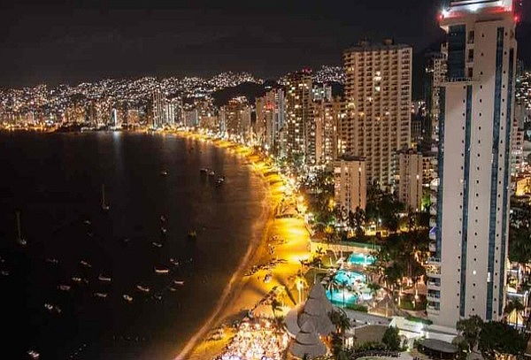 Acapulco + Transporte + Seguro + Playa + Seguro