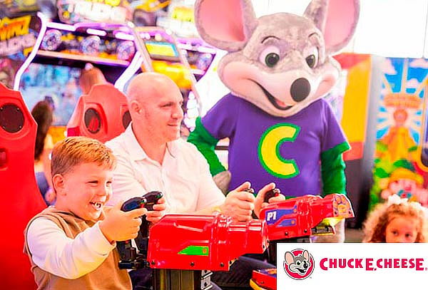 COMBO VIDEOJUEGOS incluye 90 juegos solo en Chuck E. Cheese®