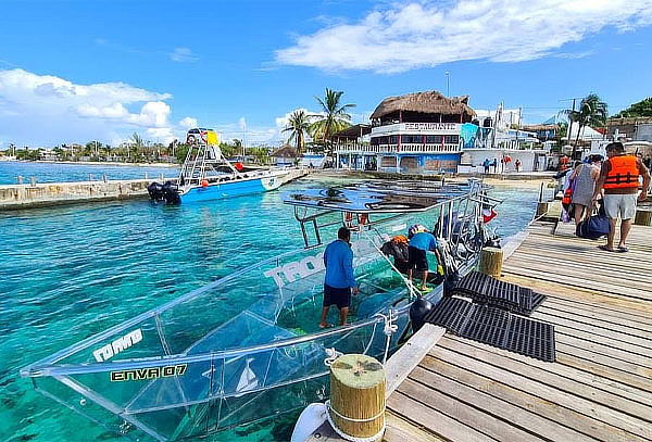 ¡Disfruta! Cozumel: Tour en Lancha Transparente + Cerveza 