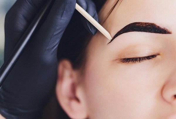Planchado + Diseño + Depilación de Cejas