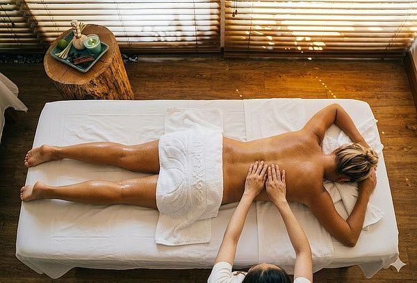 Spa de Espalda Completa con Aromaterapia y Masaje