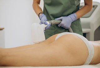 Tratamiento Anticelulitis + RF en piernas 5 Sesiones