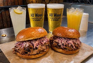 2 Sándwich de Pulled Pork + 2 Bebidas a Elección 