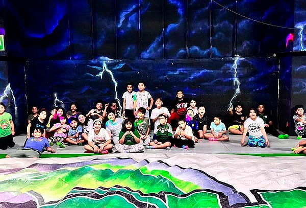 Salta en Flip Out ¡Lomas Verdes y Santa Fé! + Calcetines