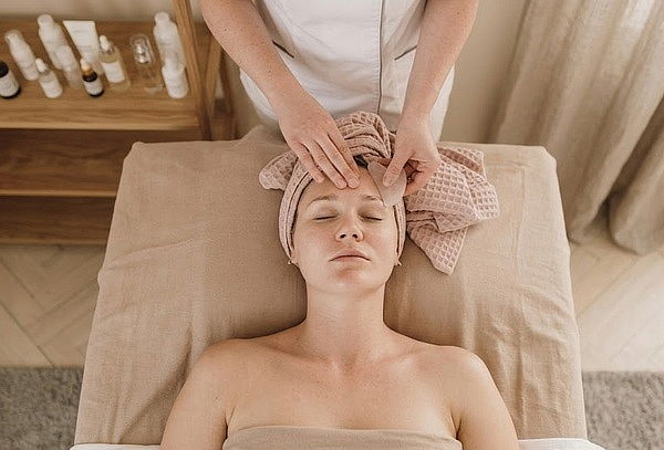 Masaje Craneofacial Relajante + Aromaterapia + Tisana