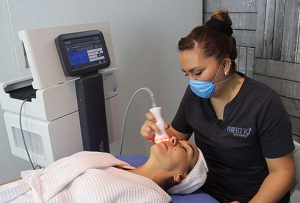 Hollywood Peel ¡1 o 3 sesiones! Tecnología láser en tu piel