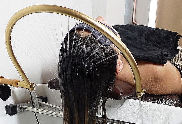 Head Spa Hidratante con opción a Células Madre 