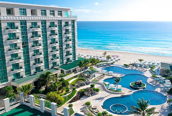 3, 4 o 5N en Sandos, Cancún ¡Plan Todo Incluido! para 2 
