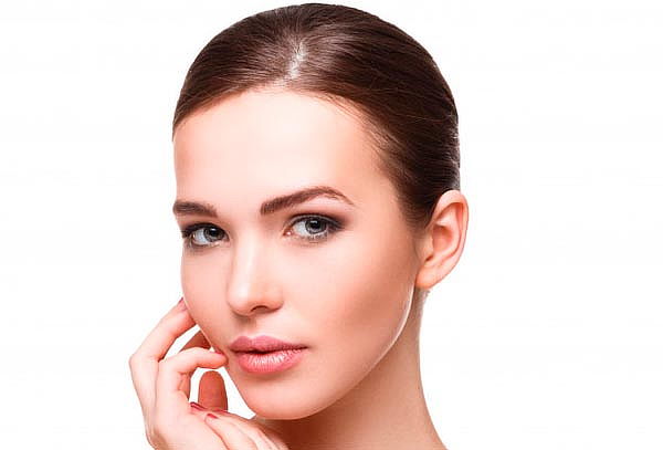 Piel perfecta con dermaplaning ¡Luce bella sin dolor!