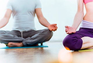 Yoga en On Line en Casa con Andie Cano 
