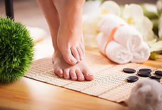 Pedicure clínico + Check Up podológico para 1 PERSONA