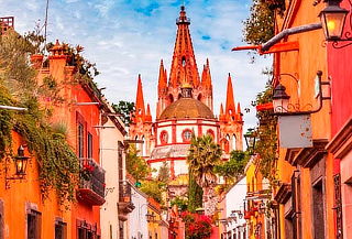 Para 2: 3D/2N en Querétaro + San Miguel + Dolores Hidalgo