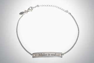 Pulsera con Plaquita en plata con Frase a elegir