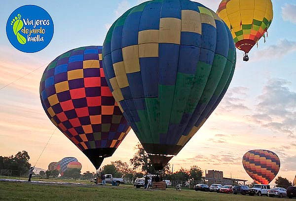 Elevación en globo en Teotihuacan +Transportación +Pirámides