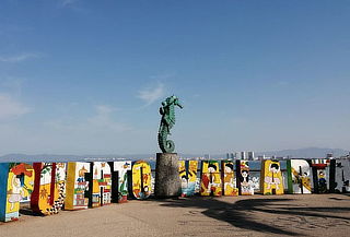 Pueto Vallarta: Hotel + Desayunos + Visitas y más 3D/2N