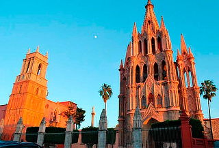 San Miguel Allende + Dolores ¡Mayo 01!