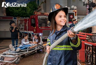 KidZania Elige Paquete Familiar 2 Adultos + 2 o 4 Niños