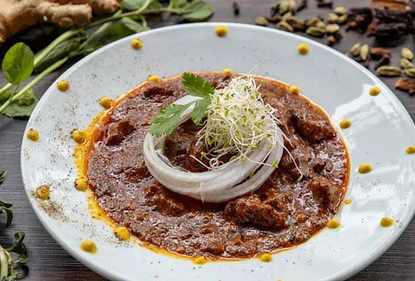 ¡Almuerzo o Cena India Para Dos! en Massala, Miraflores 