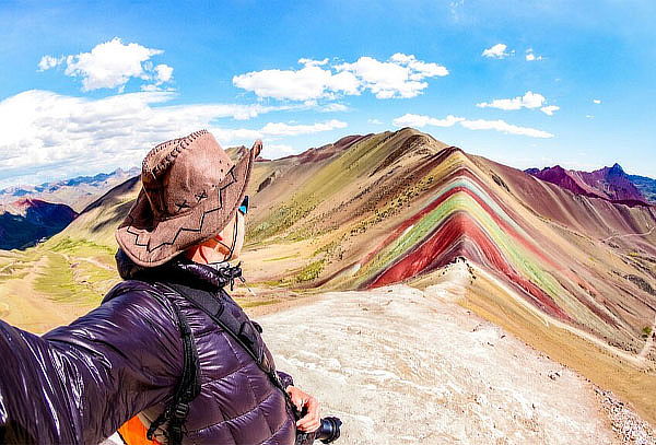 Montaña 7 Colores + Desayuno + Almuerzo + Transporte + Guía.