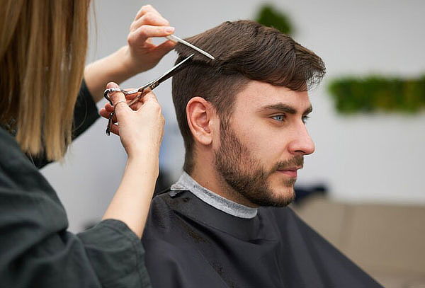 Corte Clásico para Hombre  +Exfoliación Capilar + Lavado 