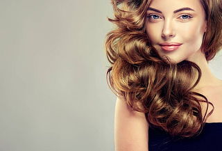 Iluminación o Mechas Balayage + Corte + Cepillado 