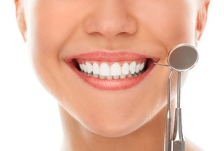 Blanqueamiento Dental: 8 Sesiones + Profilaxis + Curación 3M