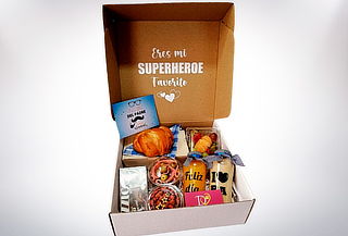 ¡Sorprende a Mamá! Desayuno Premium en Caja