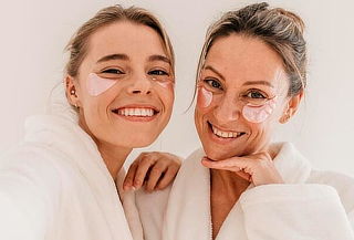 Rebajado: Mamá Para 2: Masaje + Facial + Aromaterapia y Más
