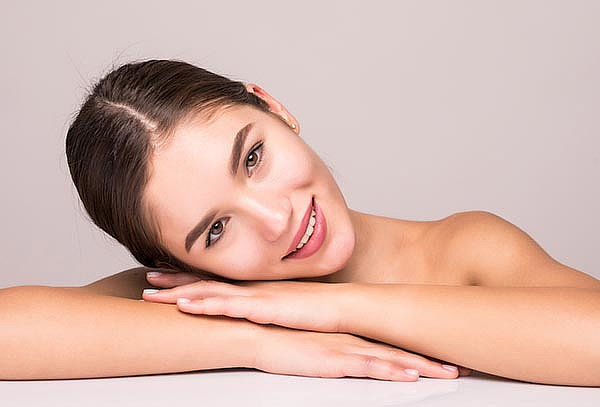Depilación de Rostro Completa con Hilo 