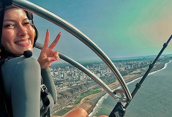 Vuelo en Parapente en la Costa Verde + Video + Seguro y Más