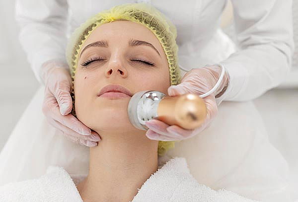 ¡Rejuvenece! Radiofrecuencia + Exosomas+ADN de Salmón y Más