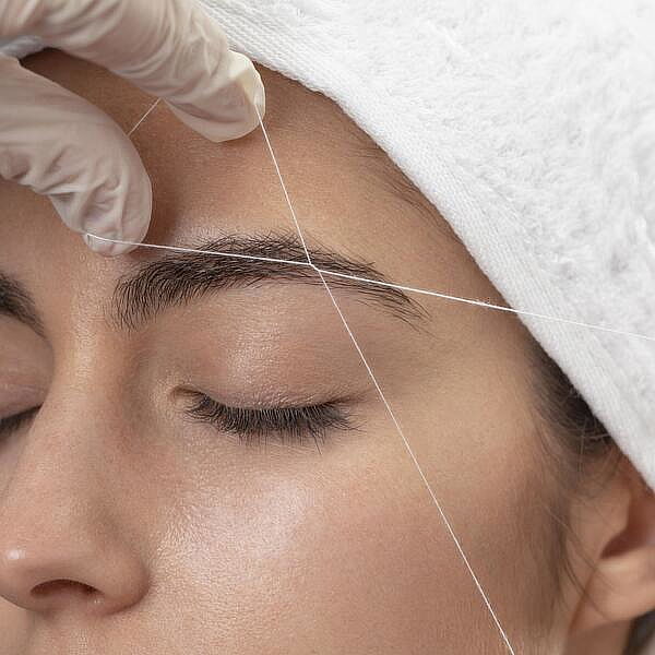 Laminado de Cejas + Depilación Facial