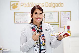 Di adiós a los hongos: Podología Láser 4 Sesiones 