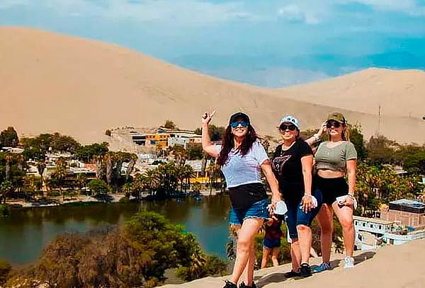 Escapada Perfecta a Ica: Oasis en Pareja (2 Días / 1 Noche)
