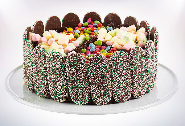 Candy Cake Especial por el Día del Padre – 20 Porciones