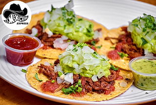 Burrito GRANDE + Trio de Tacos + Flautas Crujientes y más